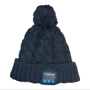 Cable Knit Hat Toque Bluetooth Headphones Black